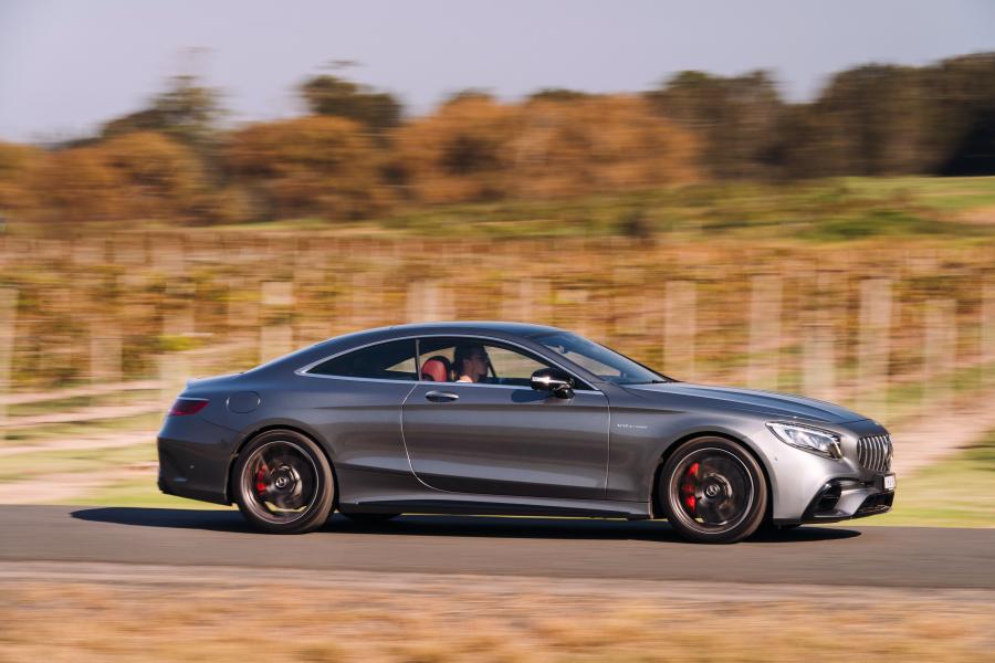  Mercedes-AMG S63 4Matic+ Coupe (C217) 2018 года  (AU) (фото 3 из 40)